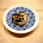 すしやのたい悟 - ◆肴／二品目…炙りホタテ　【磯菜摘（いそなつみ）]