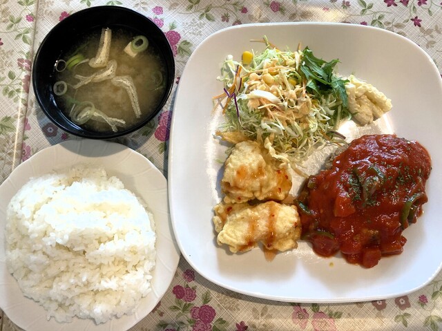 おにおんとまと - 宮城野通（ハンバーグ）の写真