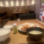 やよい軒 - 料理写真: