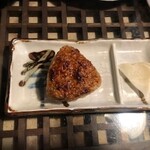 友酒家 - 焼おにぎりは鳥スープ付