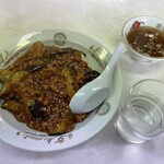 東園 - マーボーナス丼、1,000円