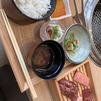 しゃぶしゃぶと焼肉 わにく ミッドランドスクエア店 - 
