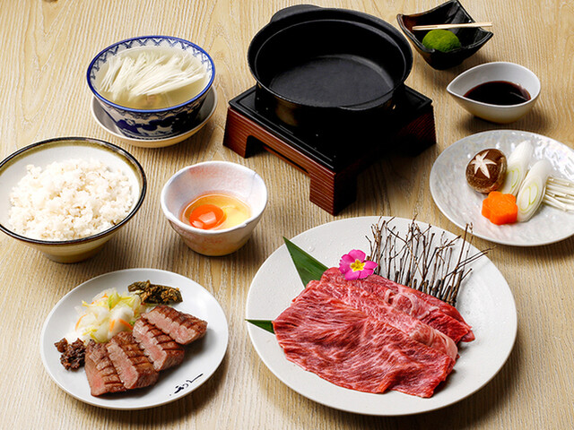 牛たん炭焼き 利久 中央通り店（ぎゅうたんすみやき りきゅう） - あおば通（牛タン）の写真