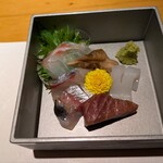 平和町 とき - 造り盛、トリ貝、鯛、縞鯵、鮪、イカ、鯵