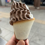 彩花菜館 ファーストフードコーナー - 料理写真:クレミアメニュー¥580 ひと口食べてからの撮影！