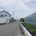 HUJRA HALAL FOOD & RESTAURANT - ちょい先右