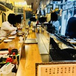 真面目焼鳥 助平 - 店内のようす2
