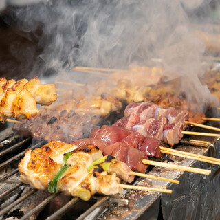 【炭火焼き鳥1本187円～】銘柄にもこだわっております◎