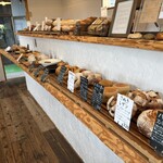 天然こうぼぱん とことこ - 多種多様なパン達が、ズラッと勢揃い\(//∇//)\