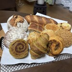 天然こうぼぱん とことこ - どれから食べるか❓全部でしょ（笑）