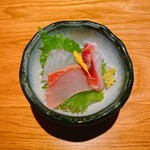 藤門 - 鮮魚の煮付け(今日は金目鯛)定食のお造り