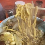 ラーメン富士丸 - 麺リフト