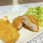 新宿さぼてんデリカ - 料理写真:ひとくちヒレかつ216円(税込)
