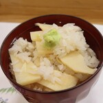 穴子料理と地酒 浅草 川井 - 土鍋で炊いた筍ご飯