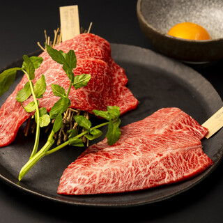 神戸牛で焼肉の常識を超える。記憶に残る一枚を。
