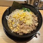 肉盛り みそラーメン 侍倶楽部 - 