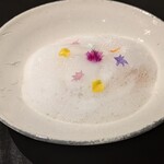 ラ・ボンヌターブル - 