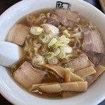 喜多方ラーメン 坂内  - 喜多方ラーメン（870円）大盛（150円）