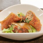 トリワイン ＰＩＫＯＳＨＨＨＵ - ルンピア(インドネシア風春巻き)