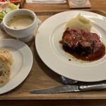 麹町ビストロ 階段の途中 - 