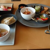 ブッフェアンドカフェ スロープサイドダイナー ザクロ - 