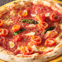 トマトとニンニクのピッツァ・マリナーラ
