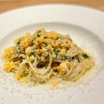 tens. - 早くもトウモロコシが出てきましたか！
      まだ優しい甘さですが、その食感を頬張る喜びは、ひとしおです♪
      もろこしがもたらす高揚感、なんなんでしょうね(^^)