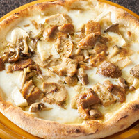 トリュフとポルチーニの ピッツァ・フンギ