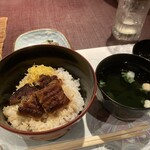 山水閣 - 締めの鰻丼