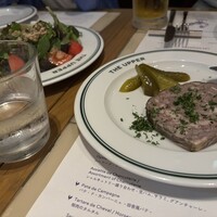 THE UPPER - 