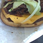 W & M Bar-B-Q Burger - 料理写真: