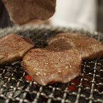 炭火焼肉ホルモンさわいし - 