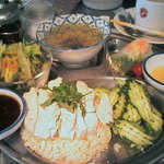 ペパカフェ・フォレスト - ランチのタイ風チキンライス￥１１００