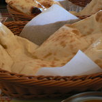 DIPIKA - 大きなナン