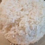 マロロガ バワン - ライスの感じ。インディカ米