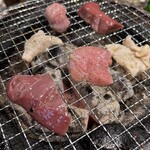 炭火焼肉 にく式 - 