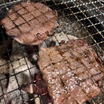 炭火焼肉 にく式 - 