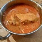 マロロガ バワン - チキンカレー