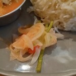 マロロガ バワン - アチャール