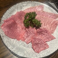 焼肉一頭両騨 町田本店 - 