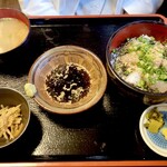 こつこつ庵 - 琉球丼定食