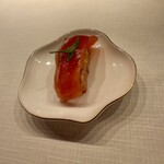 300107324 - クリスピー寿司、チポーレマヨネーズ、トラウト