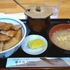 ぶた丼のとん田