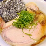 Ramen Ao - 秋田牛脂の醤油ソバ