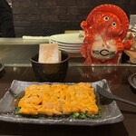 まど居 - ウニホーレン✨
      ずっと戴きたかった雲丹様✹‪(ᯅ̈ )✹の下にはチラリズムのバターソテーされたほうれん草✨この日の雲丹は北海道産✨✨