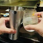まど居 - Takaクシーはハイボール✨私は日本酒黒龍✨