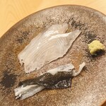 木挽町 とも樹 - 竹岡産のはしりの眞子鰈。皮までウンマイ