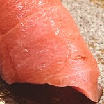 木挽町 とも樹 - 中トロのアップ