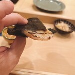 木挽町 とも樹 - 蕗味噌が薬味の平貝の磯辺焼き