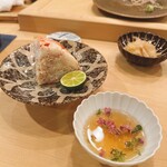 木挽町 とも樹 - 毛蟹はカニの王様です。ズワイよりタラバより段違いにウンマイ